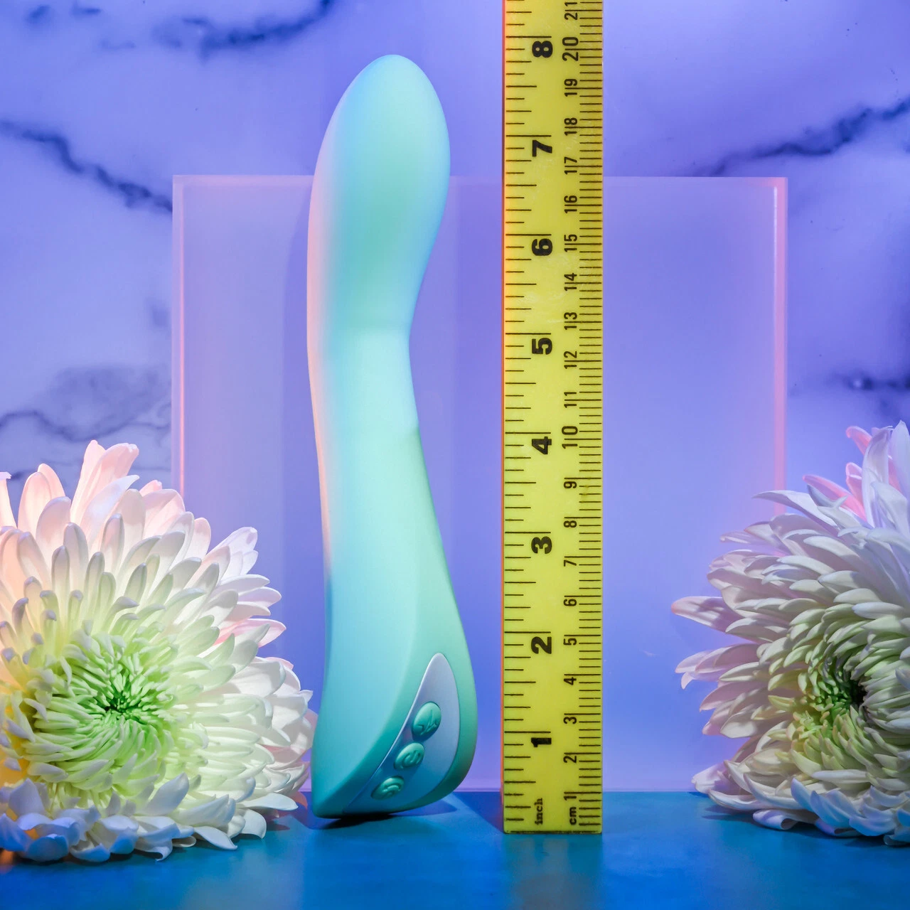 Vibrator Evolved Come With Me Turcoaz - dimensiuni reale masurate cu rigla