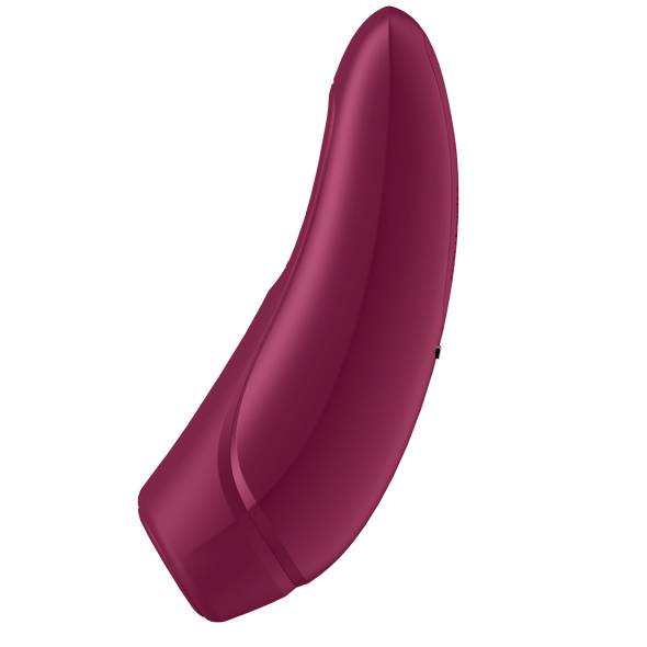Satisfyer Curvy 1+ profil lateral, corp curbat din silicon rosu bordo, design ergonomic