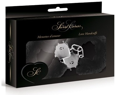 Catuse din plus Sweet Caress negre, vedere principala cu lantul metalic