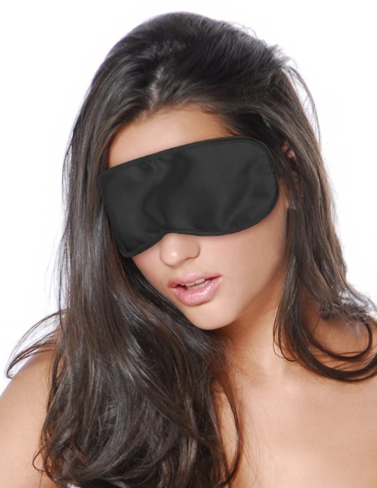 Fetish Fantasy Series Satin Love Mask Black - detaliu design