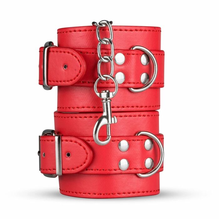 Set BDSM Crimson Dream - detaliu catuse piele rosie cu inele metalice