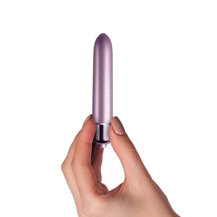Mini Vibrator Rocks Off Touch of Velvet Soft Lilac, produs pe fundal alb