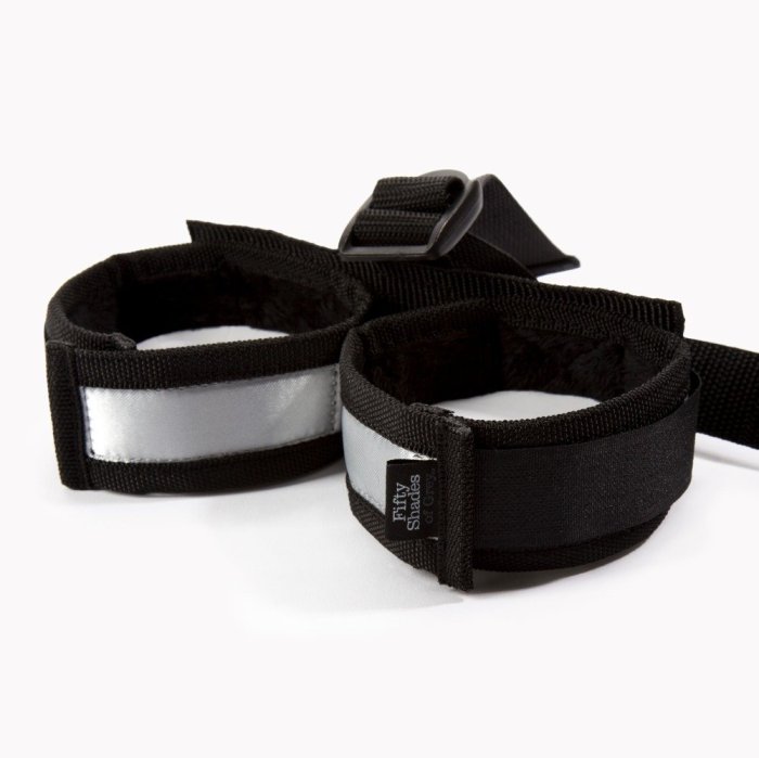 Fifty Shades Of Grey - Control Freak Under The Bed Stretcher Silver - detaliu design