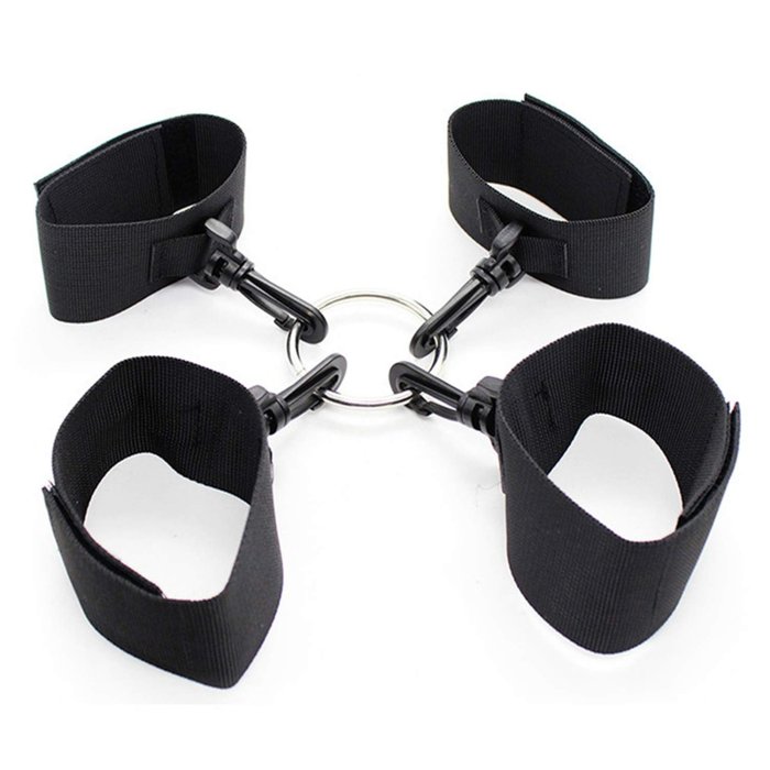Set Catuse Toyz4Lovers "Easy Arms Restraint" Negru