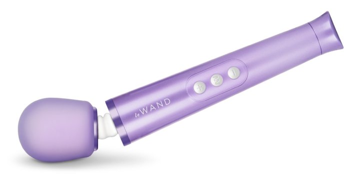 Aparat Masaj Erotic Le Wand Petite, Purple - culoare si material