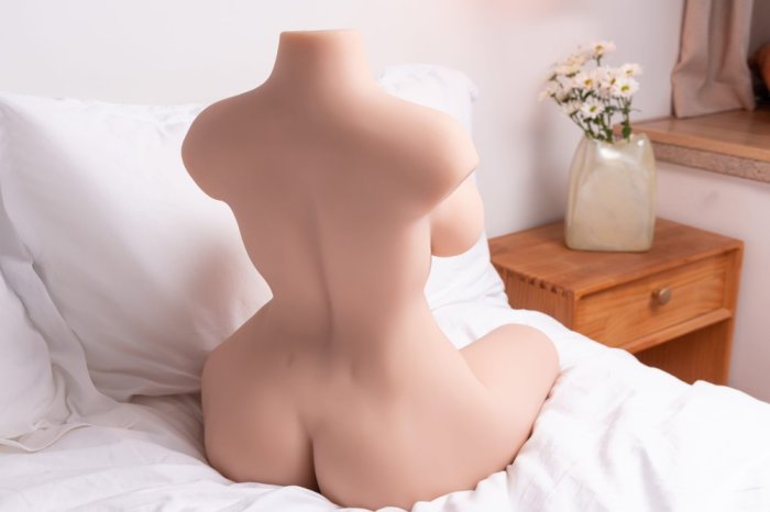 Papusa Sexuala Realistica 3D Mistress »Tidy« 71 cm - vedere spate