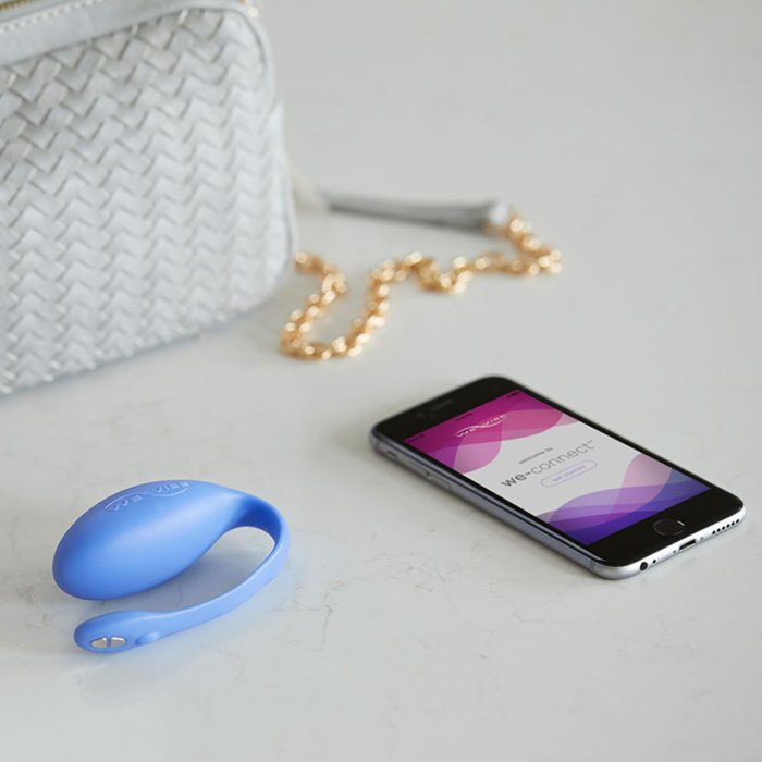 Vibrator Cupluri We-Vibe »Jive« 7,4 cm - Albastru - detaliu finisaj