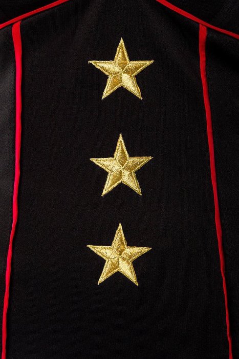 Saresia Military Dress cu jacheta – Rochie mini neagra cu detalii rosii si epoleți decorativi