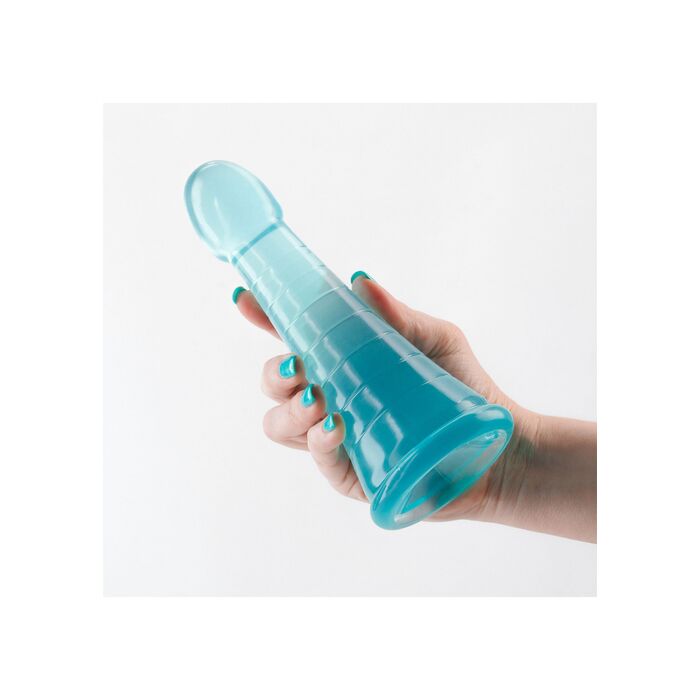 Dildo NS Novelties Fantasia Phoenix verde tinut in mana, referinta de scara